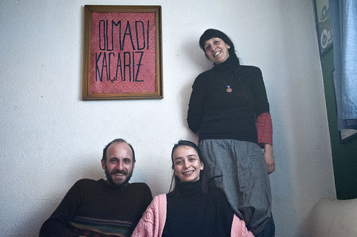 Çıplak Ayaklar Kumpanyası doğayla iç içe: çak/ARAZİ